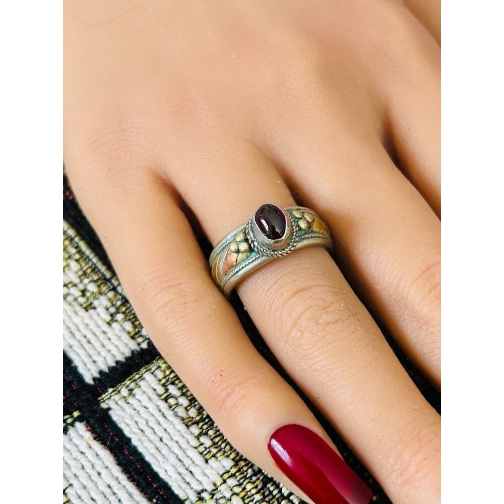 Open Back Stone Ring - Picture 5 of 7